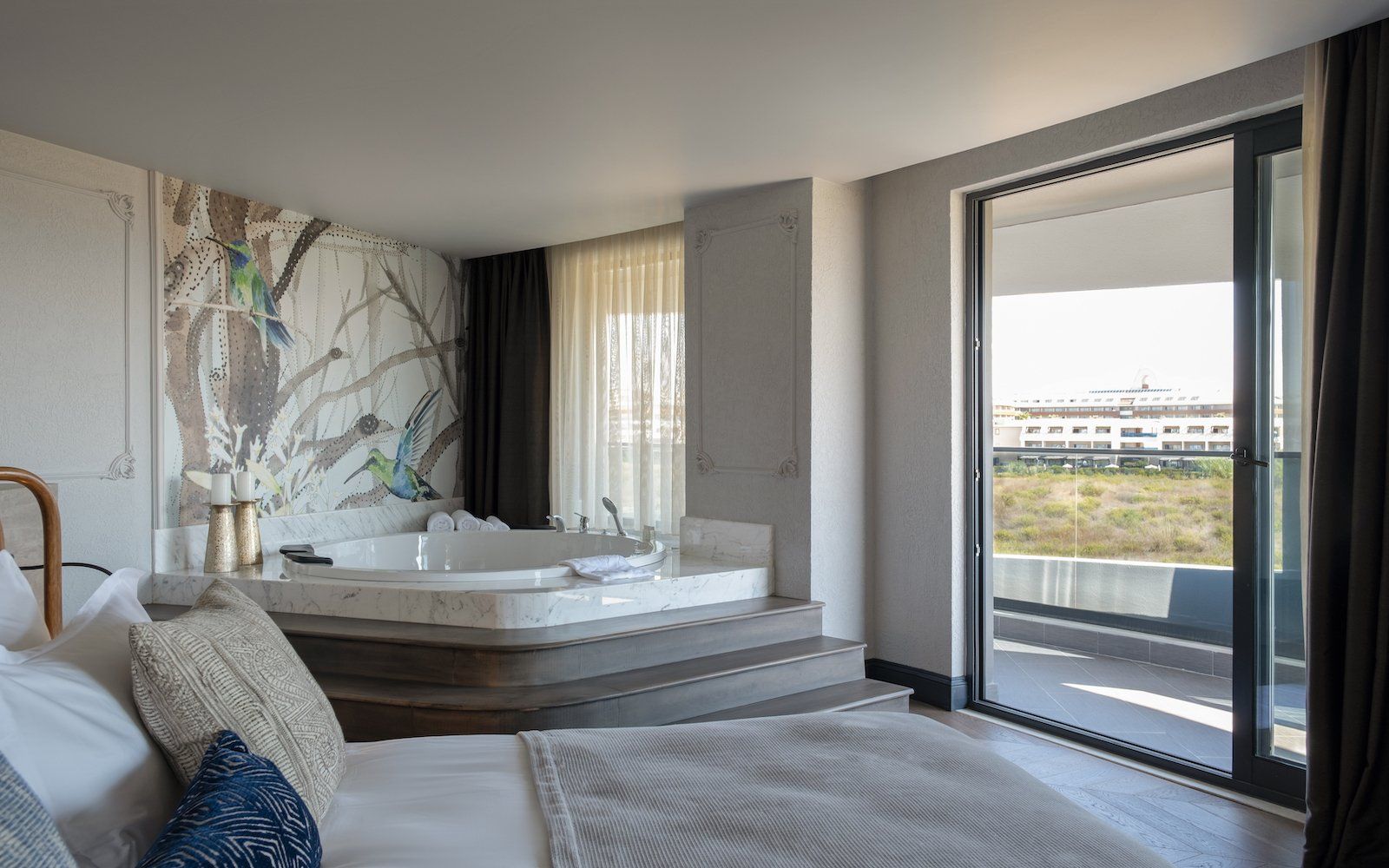 Liu Resorts , King Zimmer