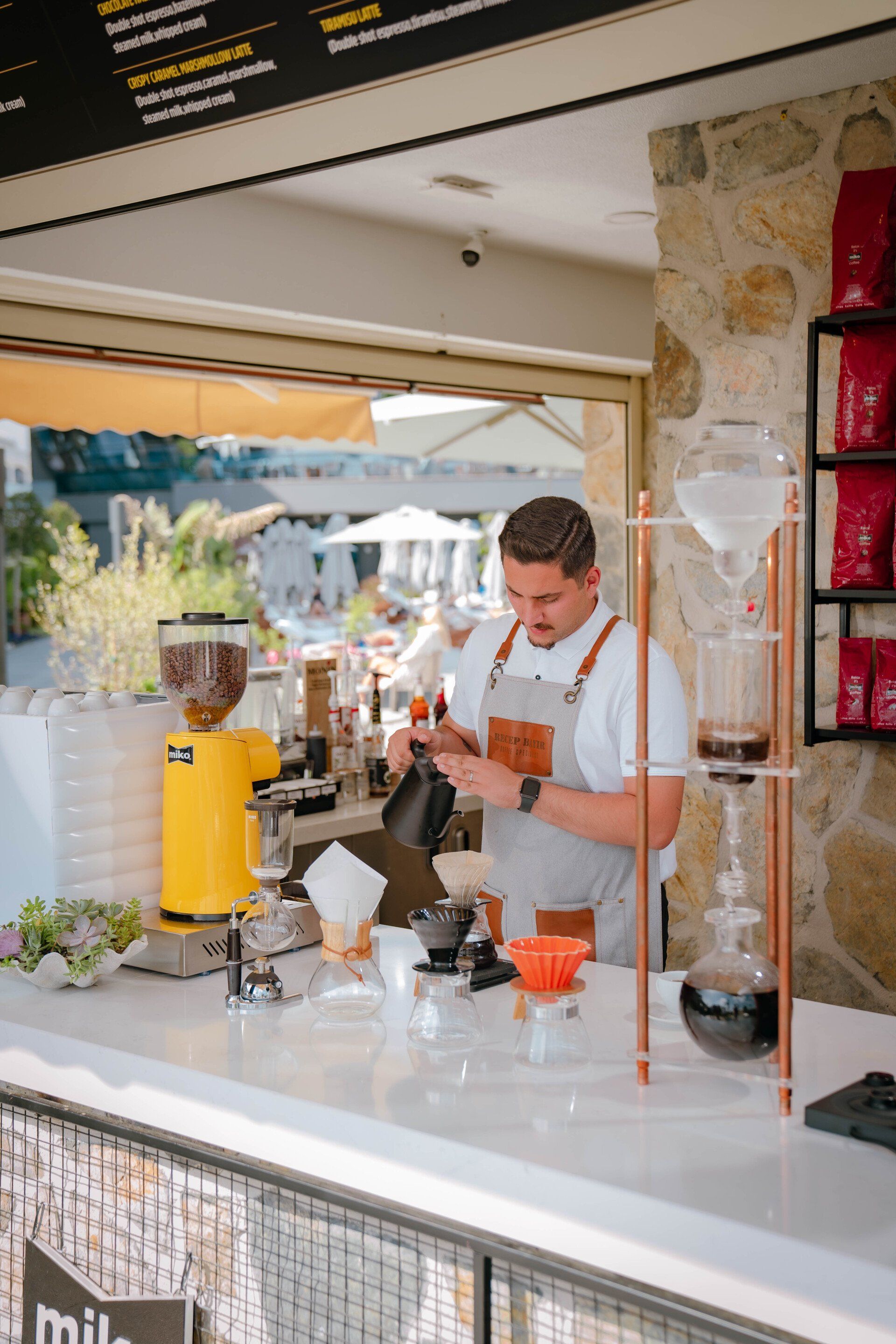 Liu Resorts, Kaffeeecke