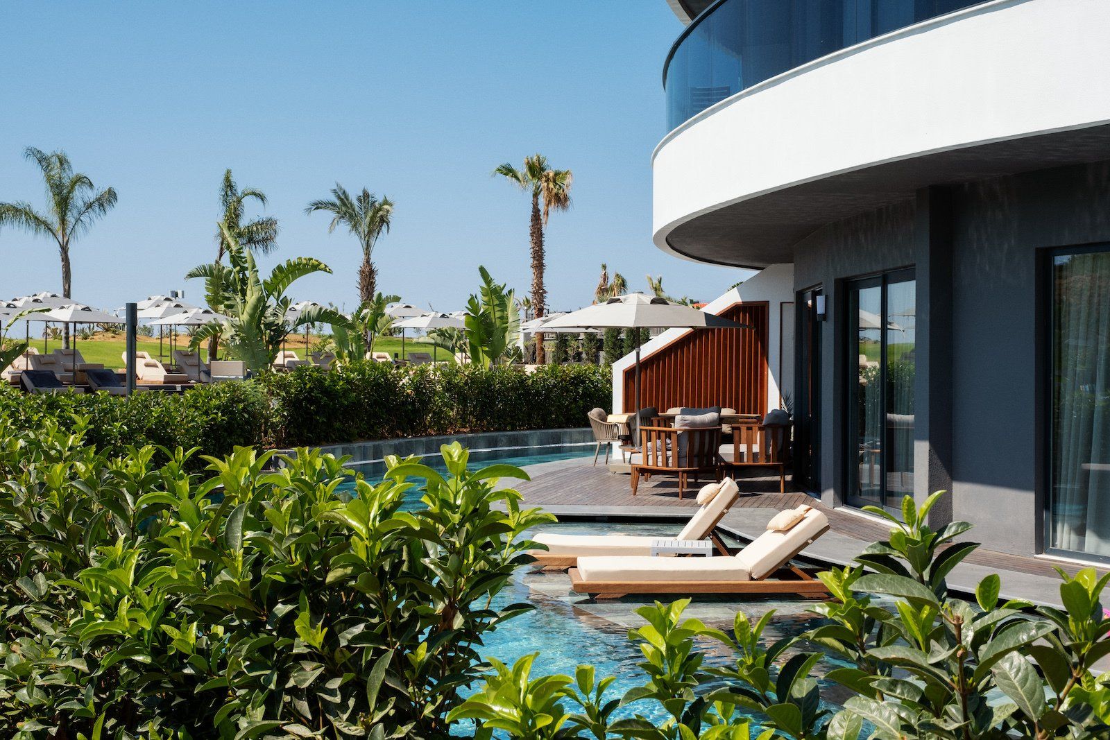 Liu Resorts, Schwimmbad