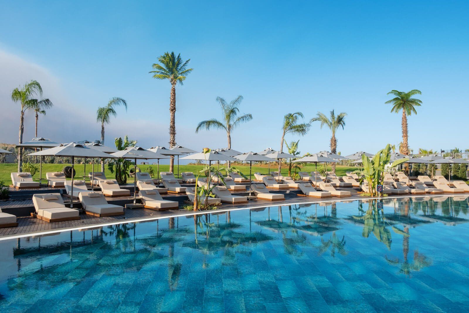 Liu Resorts , Schwimmbad
