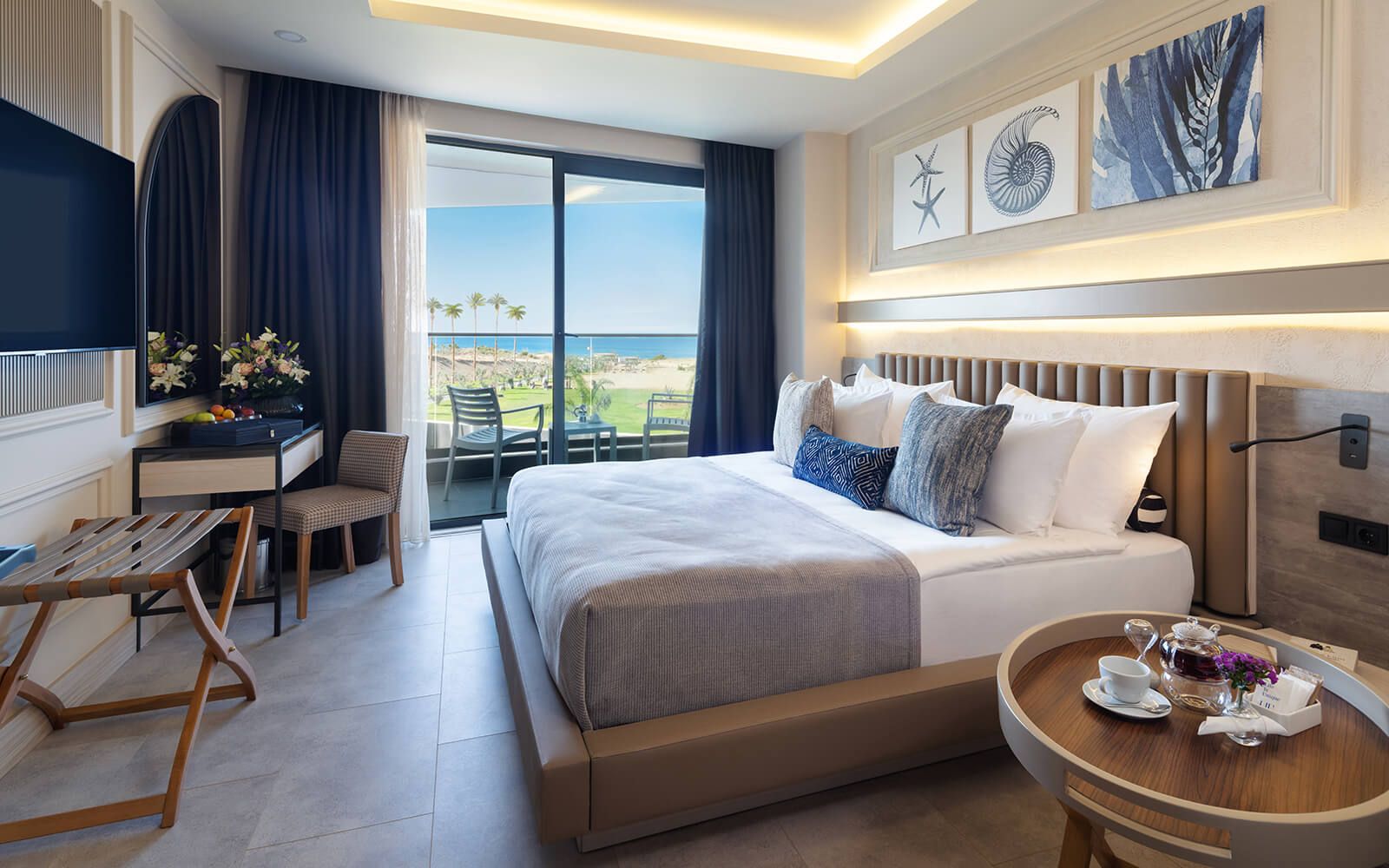 Liu Resorts, FAMILY ROOM